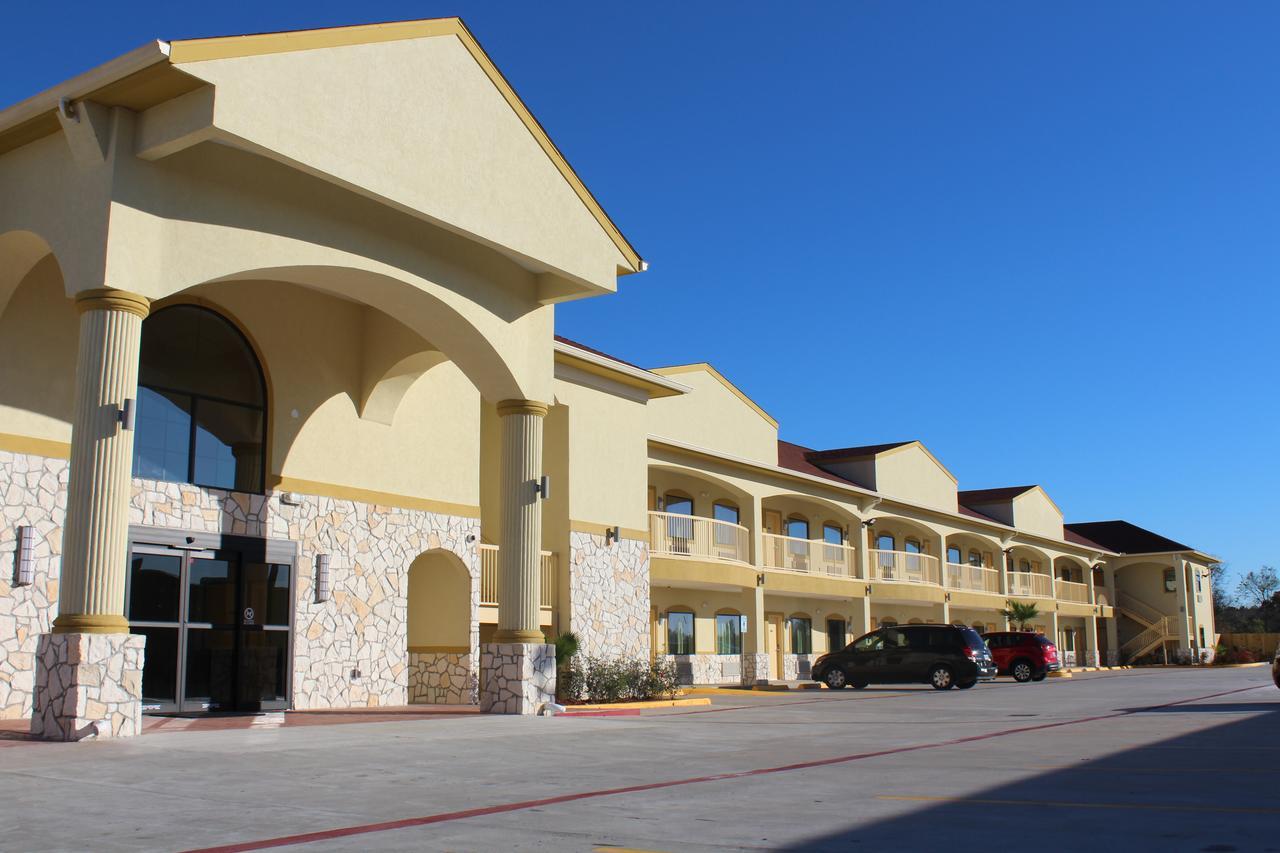 Express Inn And Suites Хамбл Экстерьер фото
